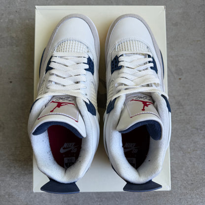 Size 7.5 - 2025 Nike Air Jordan 4 SB “Navy”