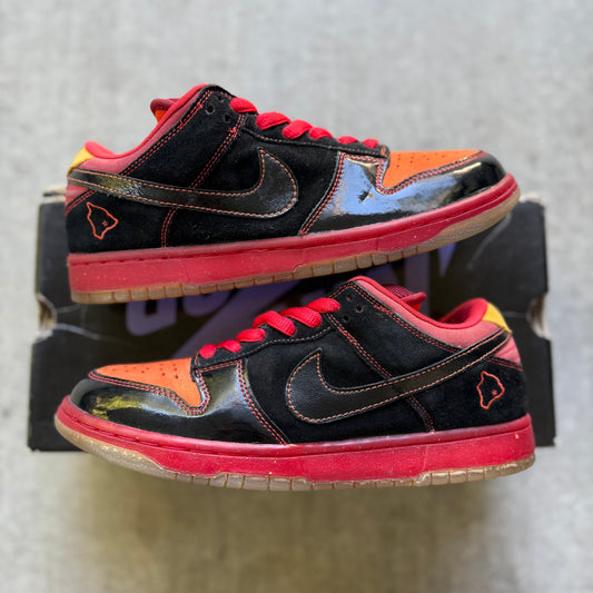 Size 9 - 2005 Nike Dunk SB Low "Hawaii"