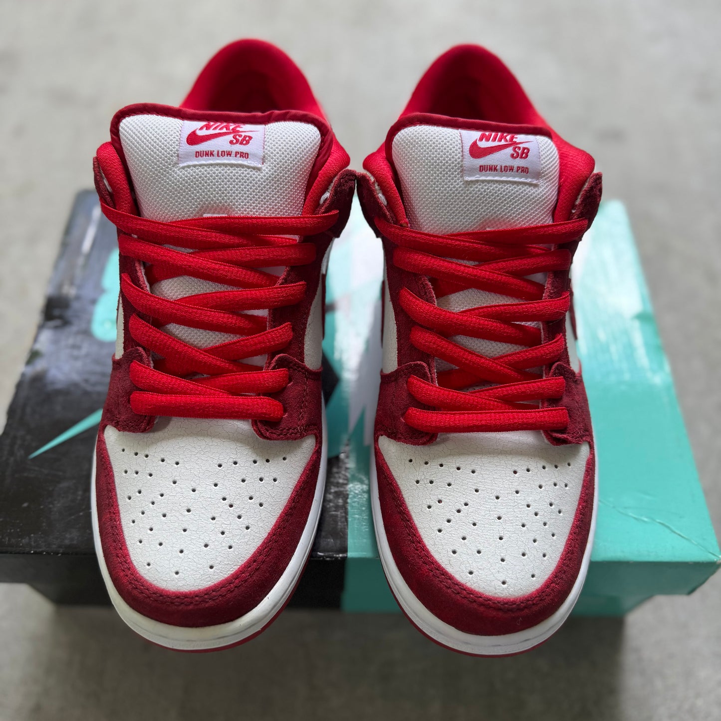 Size 9.5 - 2014 Nike Dunk SB Low “Valentine’s Day”