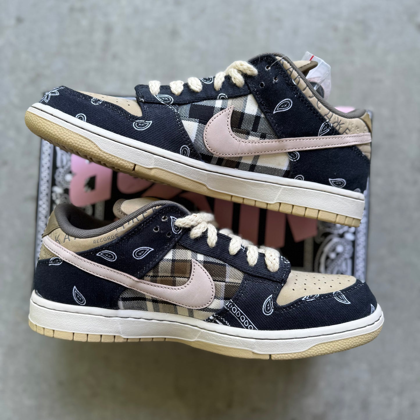 Size 10.5 - 2020 Travis Scott x Nike Dunk SB Low “Cactus Jack” Special Box
