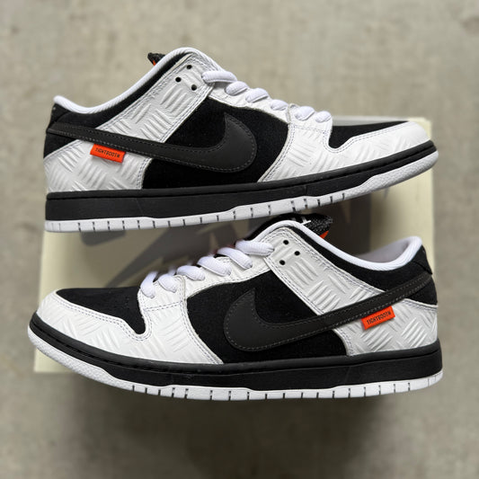 Size 11 - 2023 Tightbooth x Nike Dunk SB Low
