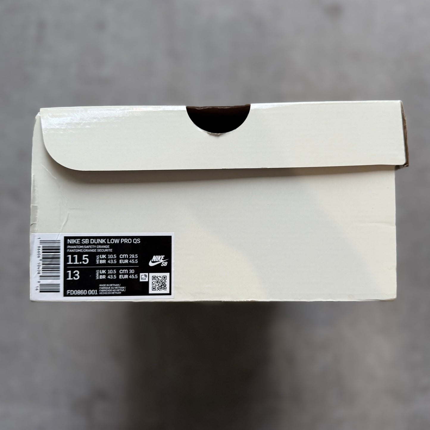 Size 11.5 - 2023 Jarritos x Nike Dunk SB Low