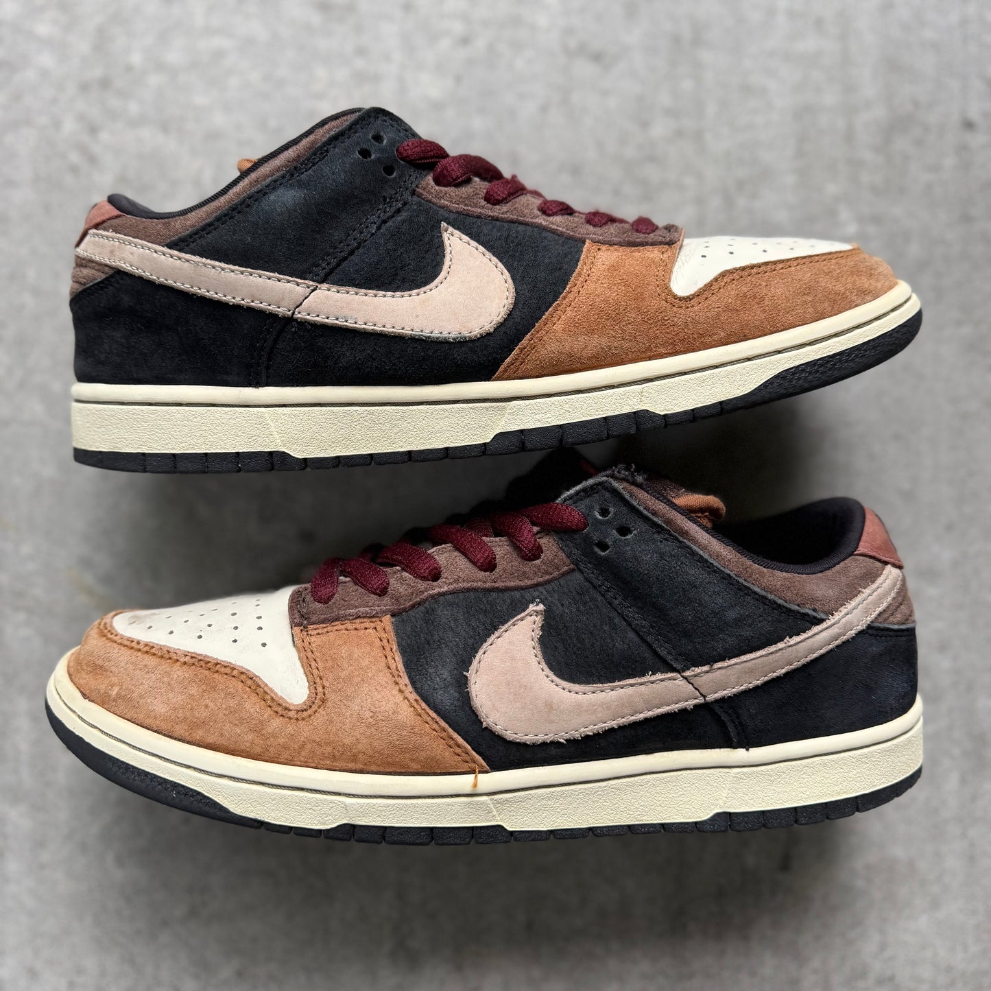 Size 9.5 - 2007 Nike Dunk SB Low “Joe Strummer”