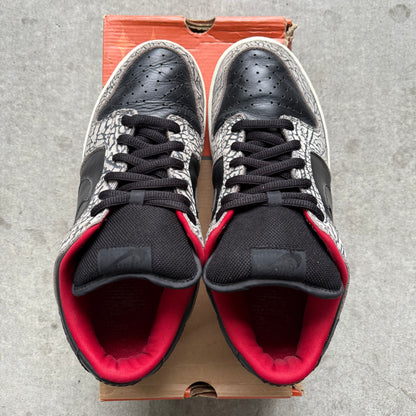 Size 10 - 2002 Supreme x Nike Dunk SB Low “Black Cement”