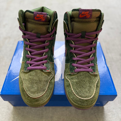 Size 10.5 - 2010 Nike Dunk High SB “Skunk”