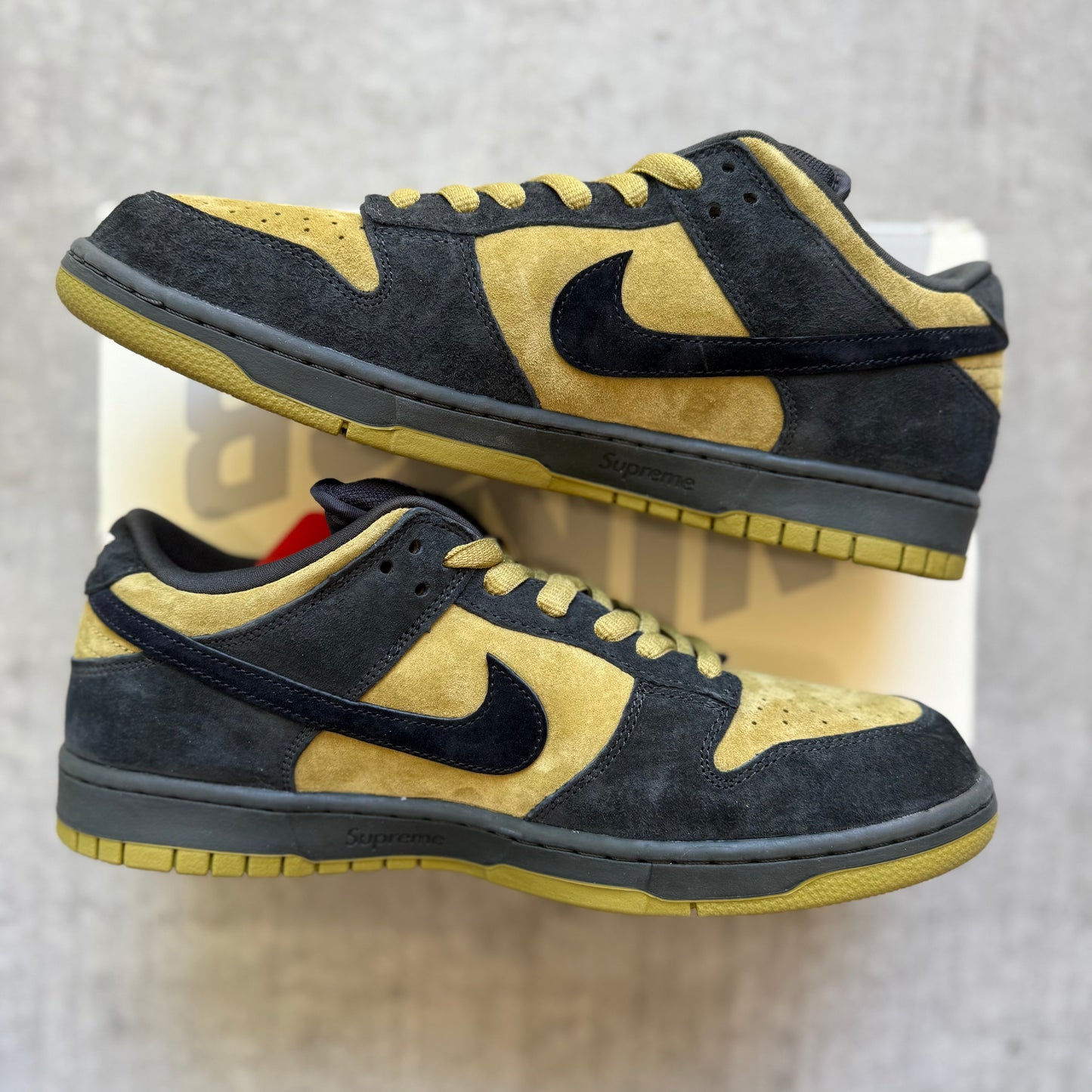 Size 11.5 - 2025 Supreme x Nike Dunk SB Low “94 Camper Green”