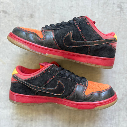 Size 9.5 - 2005 Nike Dunk SB Low “Hawaii”