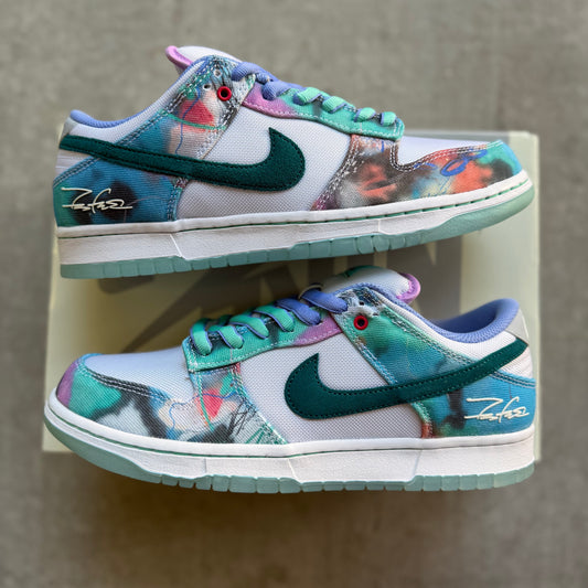 Size 9.5 - 2024 Futura x Nike Dunk SB Low “Bleached Aqua”