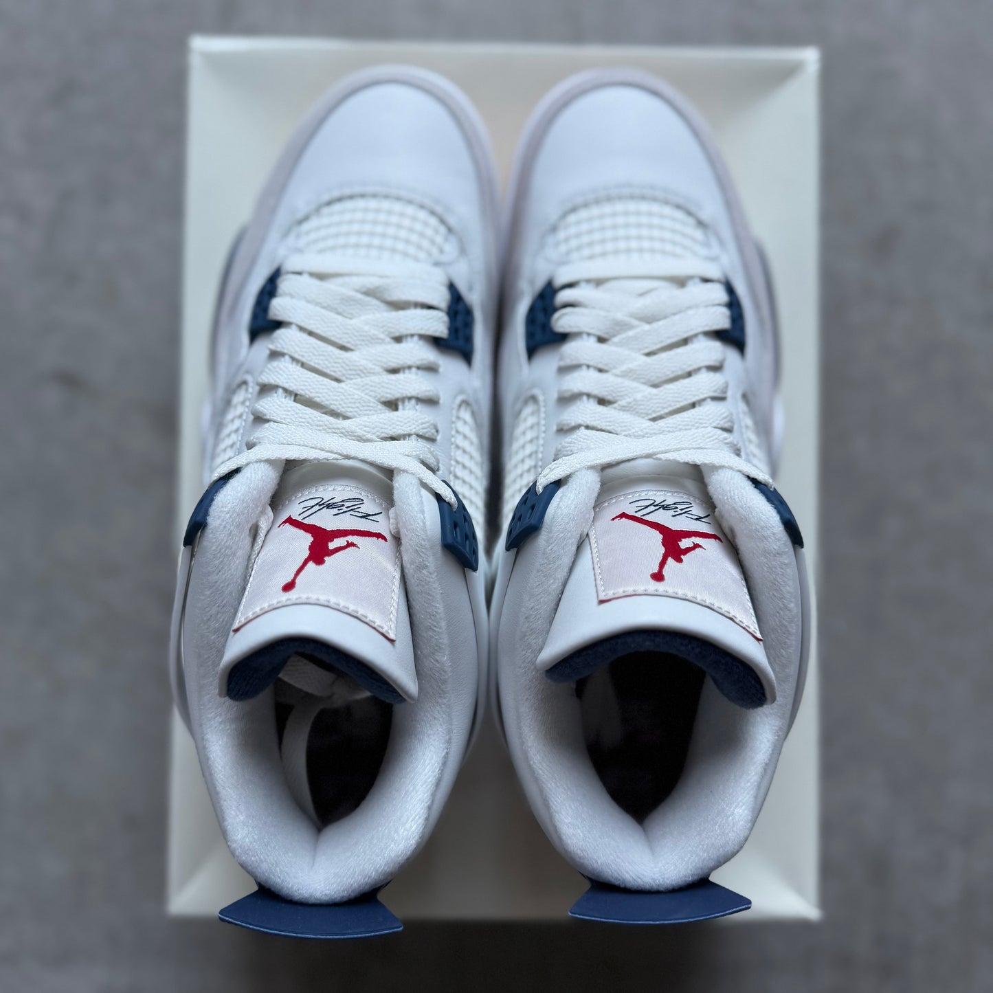 2025 Air Jordan 4 x Nike SB “Navy”