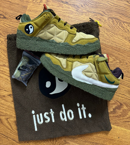 2022 CPFM x Nike Flea 1 “Desert Moss”