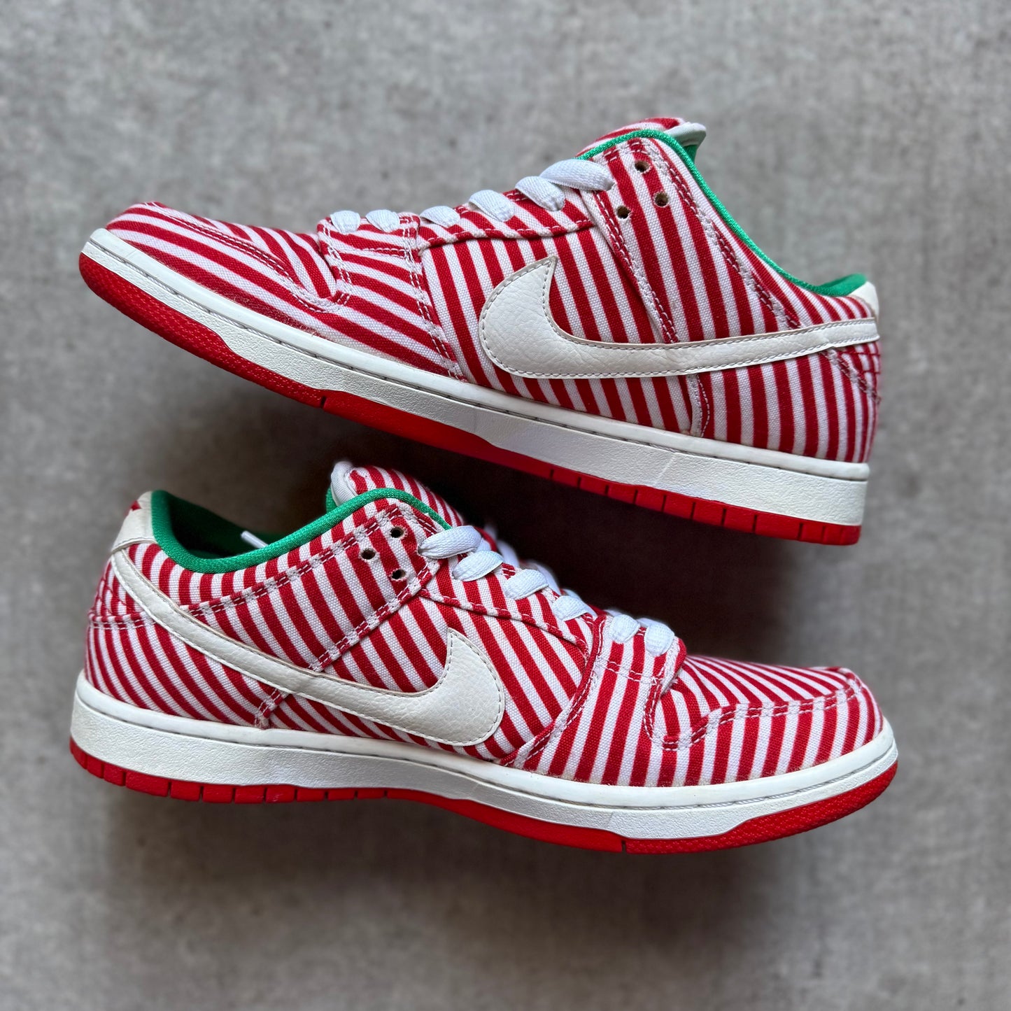 Size 9 - 2015 Nike Dunk SB Low “Candy Cane”