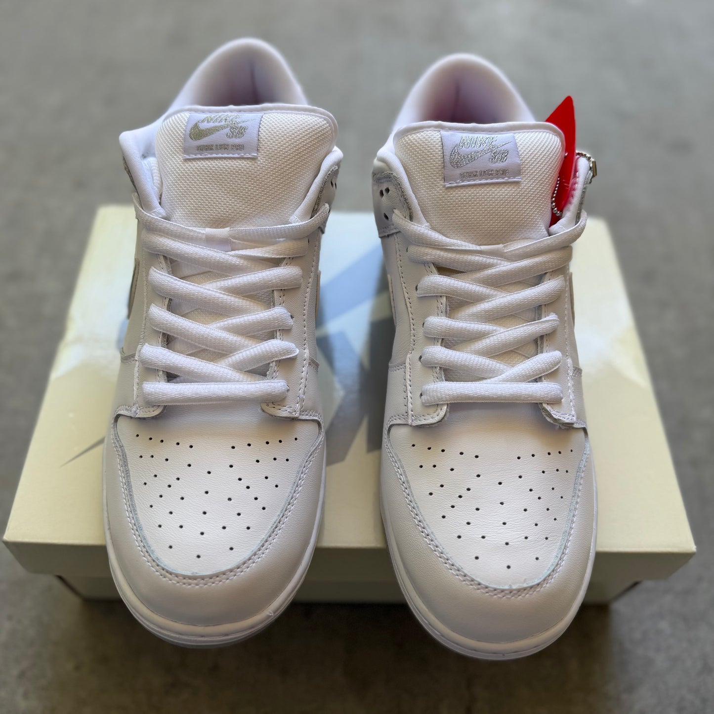Size 12 - 2025 Supreme x Nike Dunk SB Low “94 White”