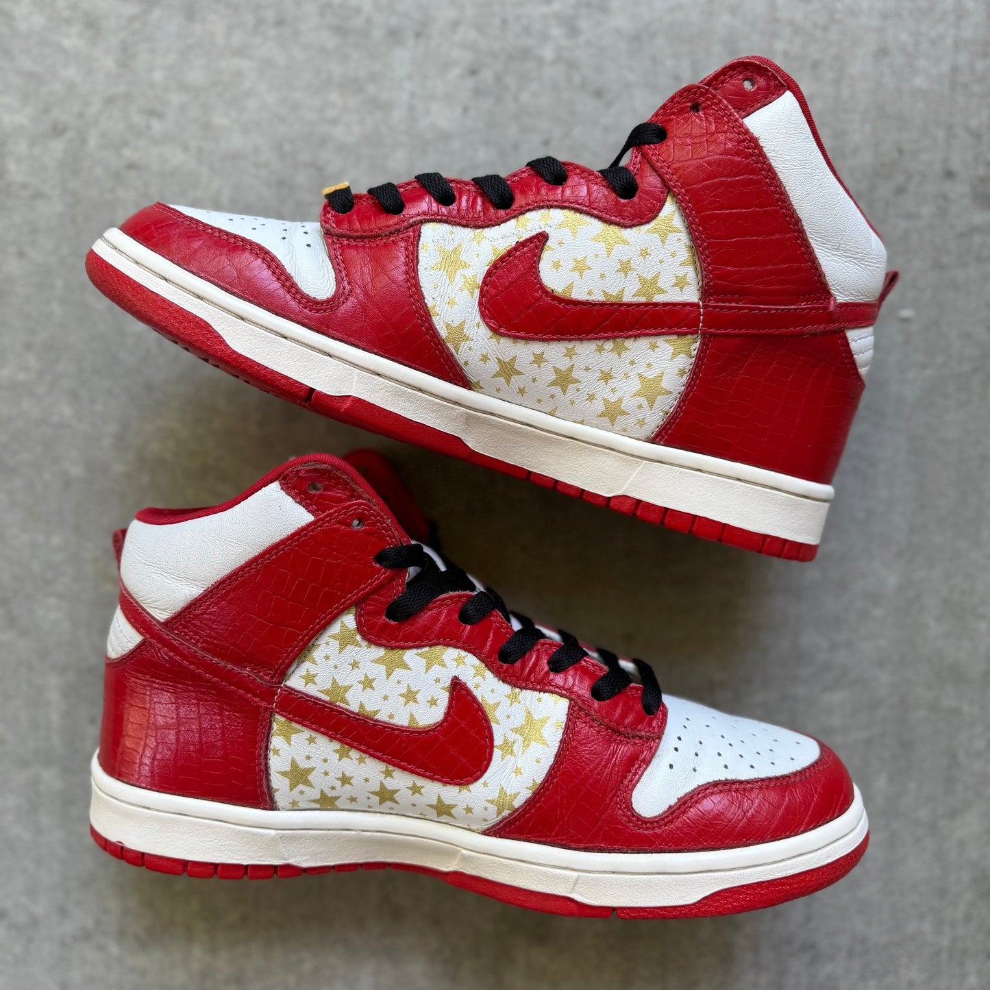 Size 9.5 - 2003 Supreme x Nike Dunk SB High “Red Stars”