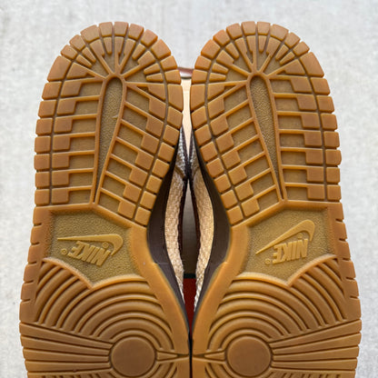 Size 9.5 - 2005 Nike Dunk Low “Hemp”