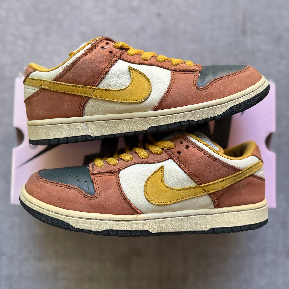 Size 10 - 2005 Nike Dunk Low “Vapor”