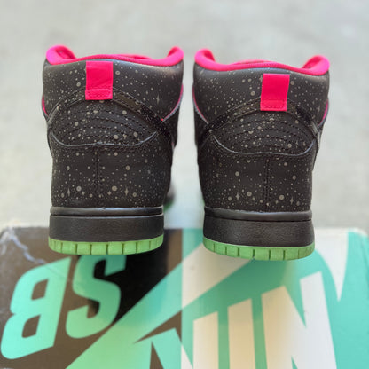 Size 9 - 2014 Nike Dunk SB High “Northern Light”