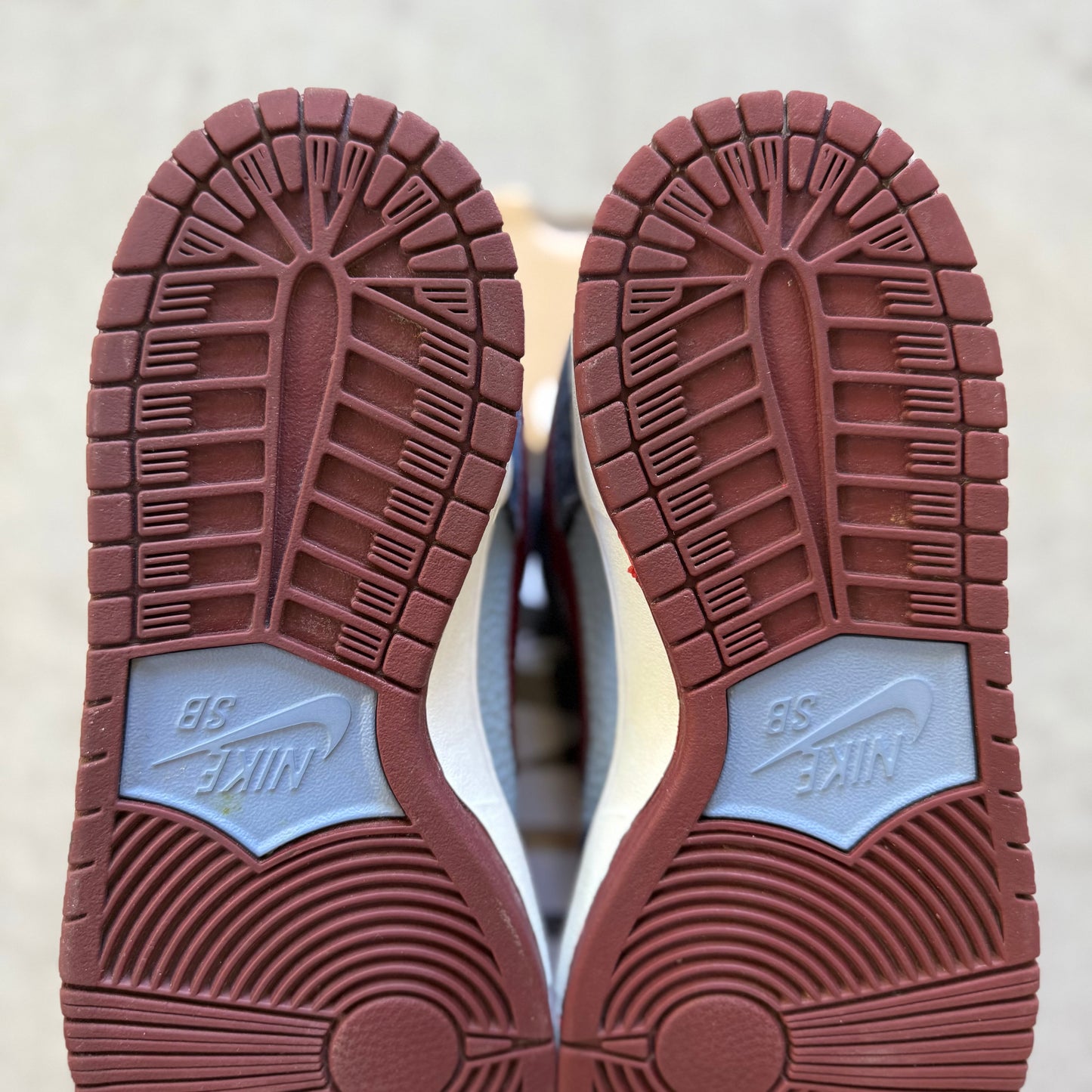 Size 9 - 2013 FTC x Nike Dunk SB Low “Finally”