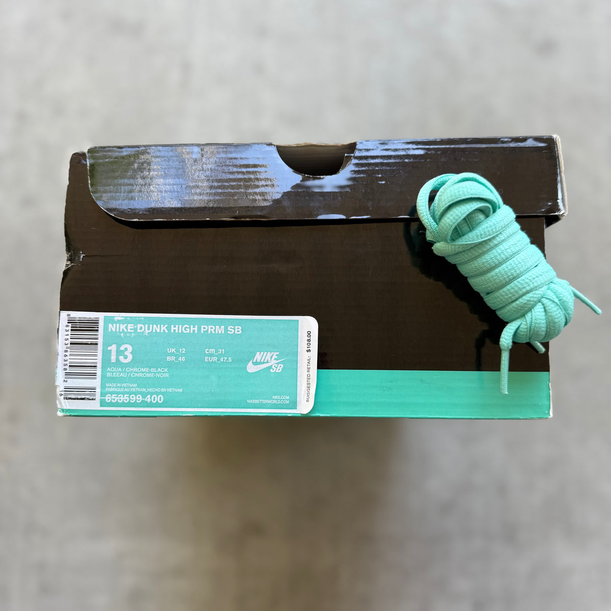 Size 13 - 2014 Diamond Supply Co. x Nike Dunk SB High “Tiffany”