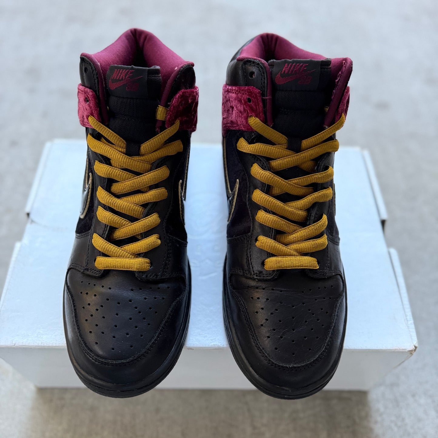 Size 10 - 2007 Nike Dunk SB High “Bloody Sunday”