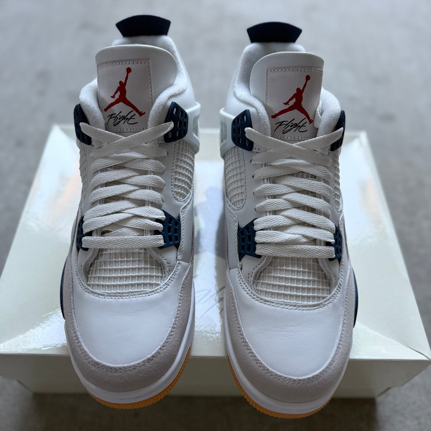 2025 Air Jordan 4 x Nike SB “Navy”