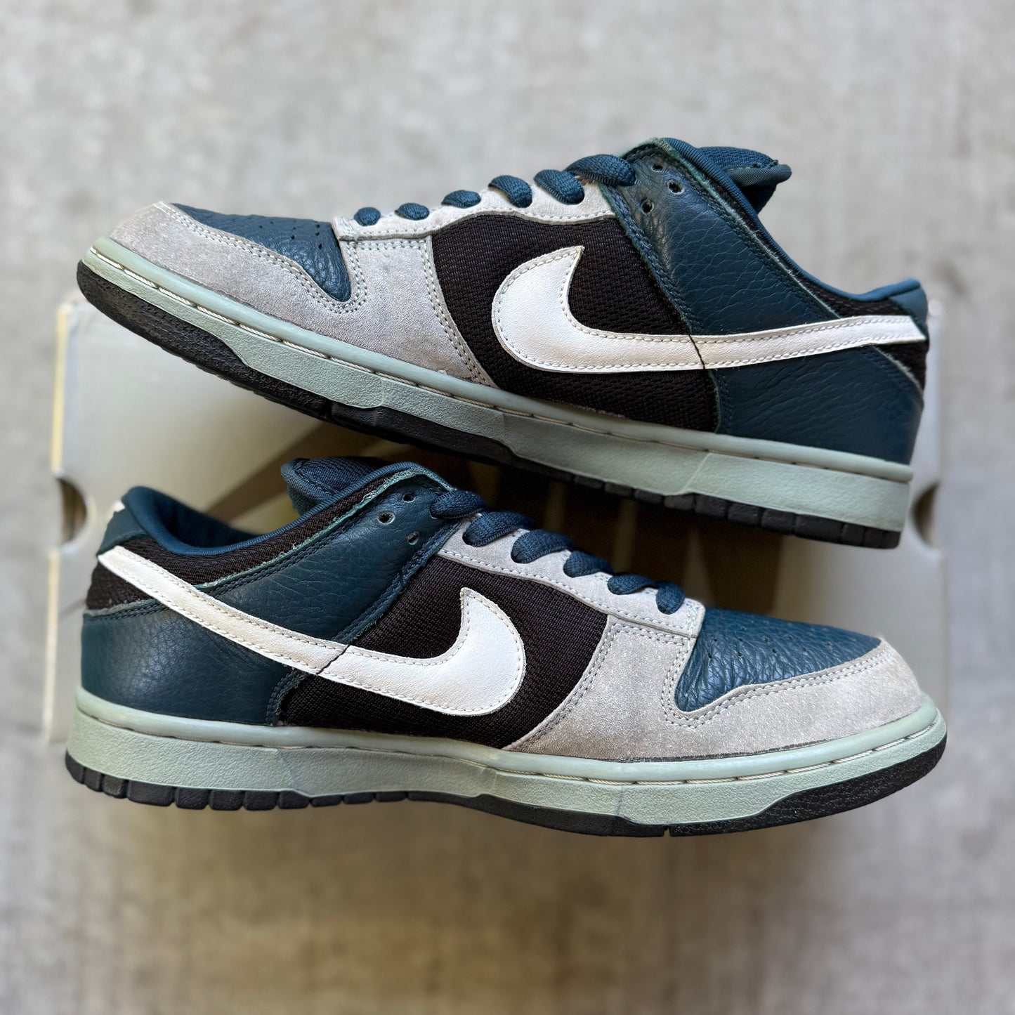 Size 10 - 2003 Nike Dunk SB Low “Futura”