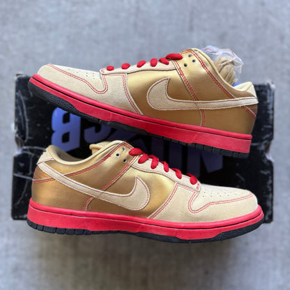 Size 9.5 - 2007 Nike Dunk SB Low “Money Cat”