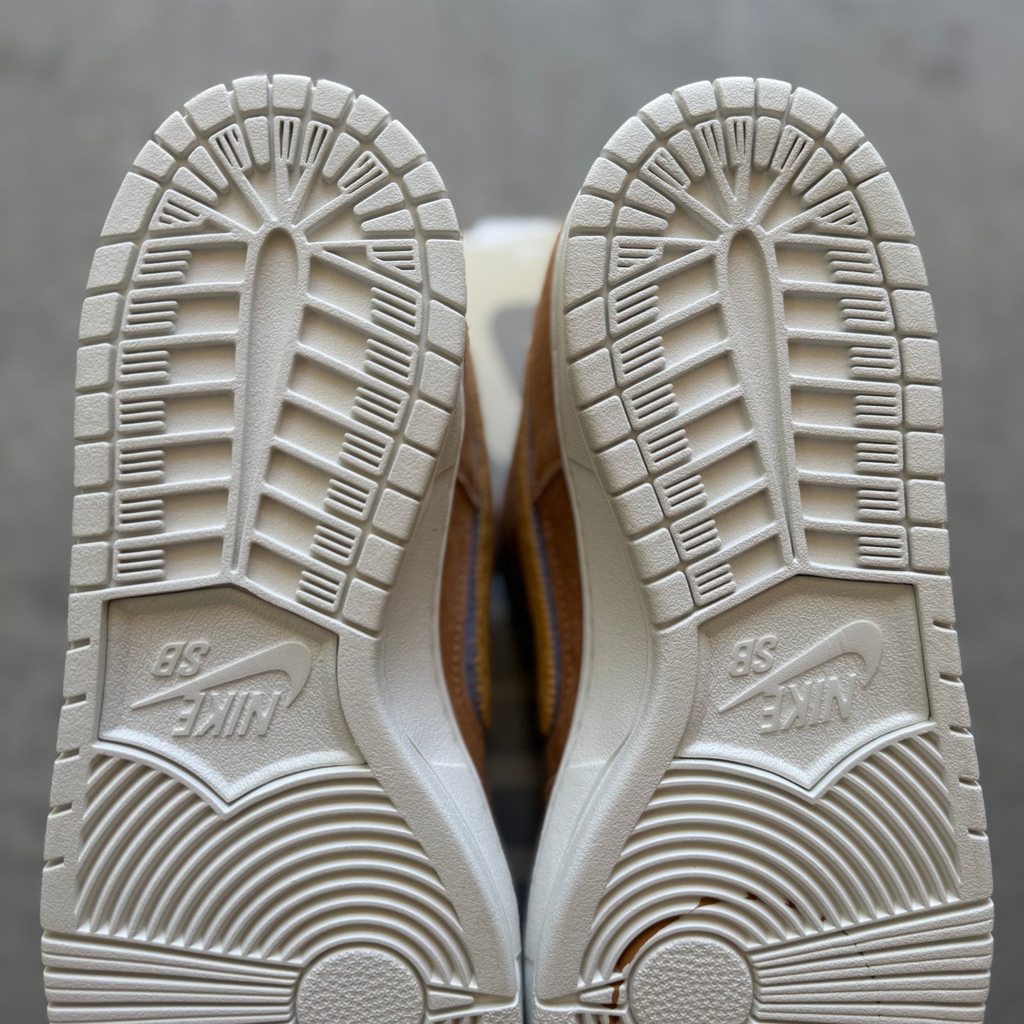 Size 11.5 - NOTE x Nike Dunk SB Low “Brew and Biscuits”