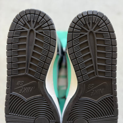 Size 13 - 2014 Diamond Supply Co. x Nike Dunk SB High “Tiffany”