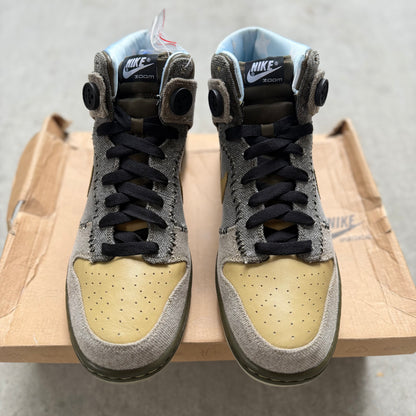 Size 11.5 - 2009 Nike Dunk SB High “Coraline”