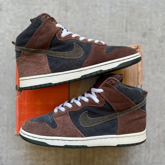 Size 10 - 2002 Nike Dunk SB High “Paul Brown”