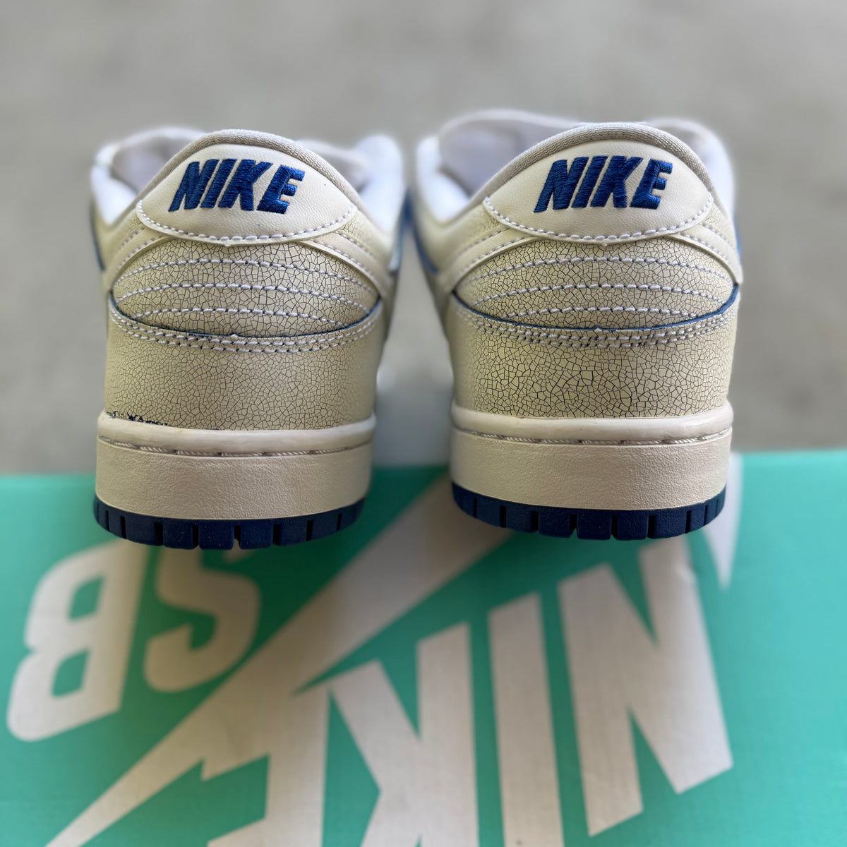 Size 9 - 2019 Nike Dunk SB Low “Cracked Leather”