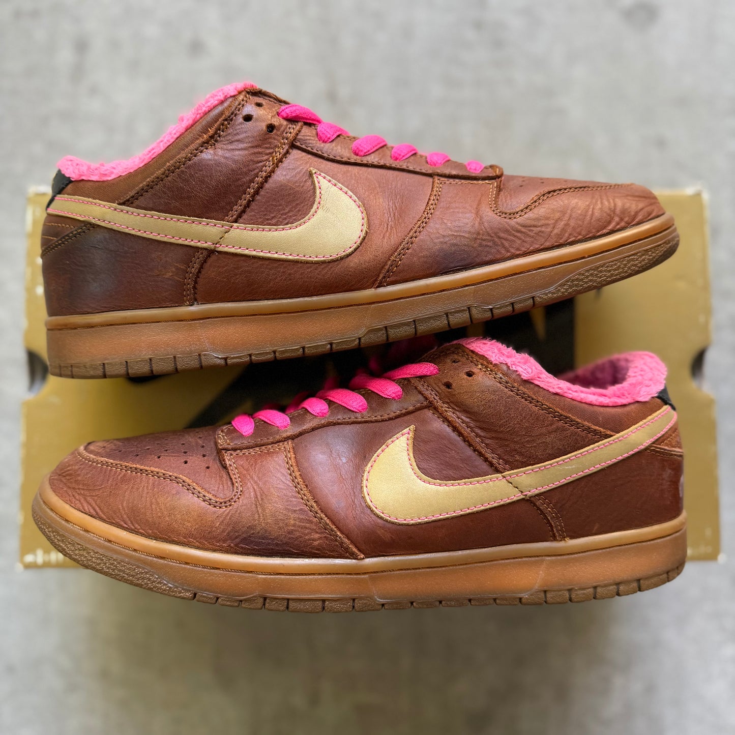 Size 11.5 - 2007 Nike Dunk SB Low “Gibson Guitar Case”