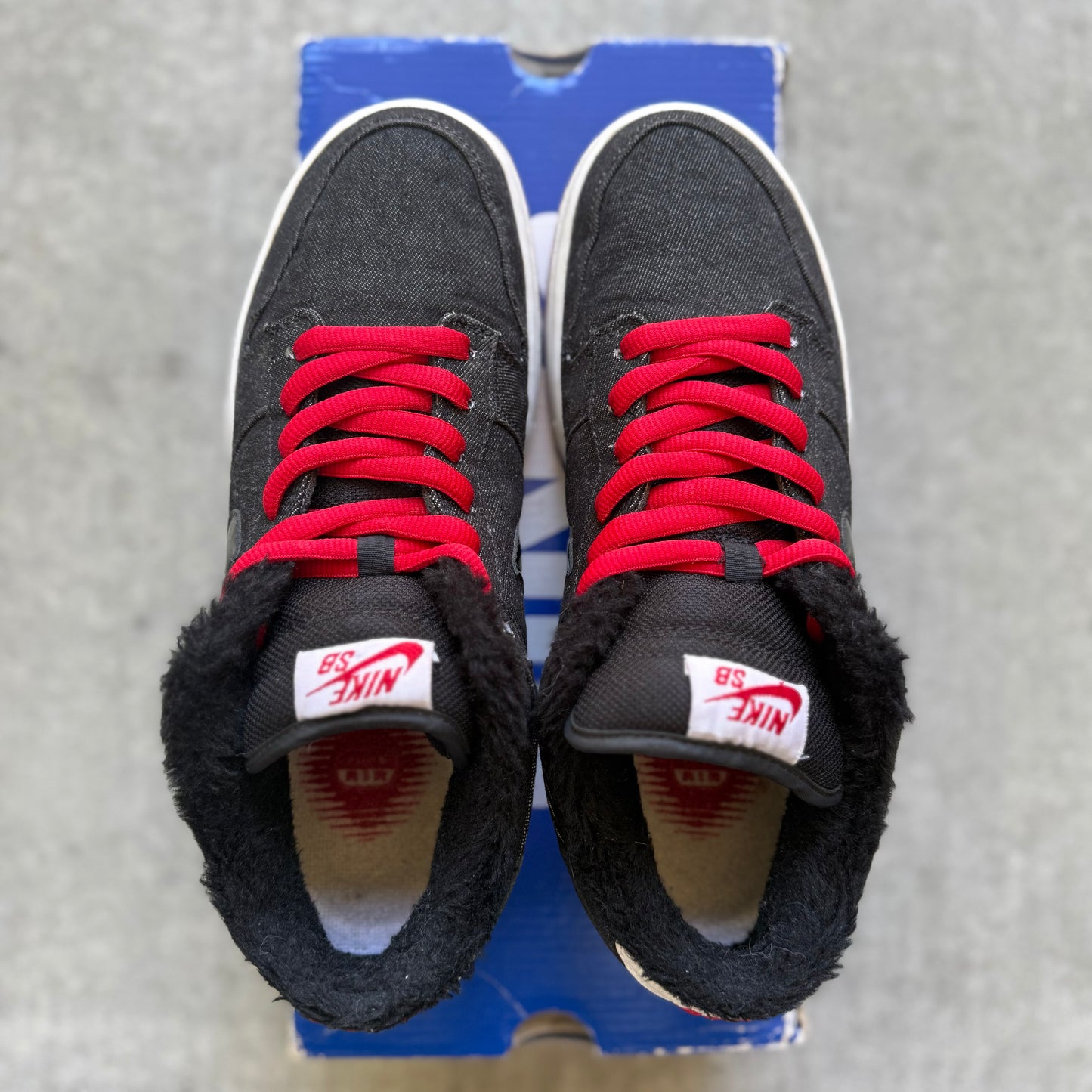 Size 9 - 2010 Nike Dunk SB Low “Larry Perkins”