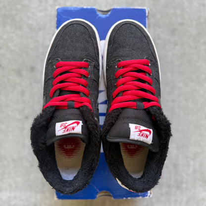 Size 9 - 2010 Nike Dunk SB Low “Larry Perkins”