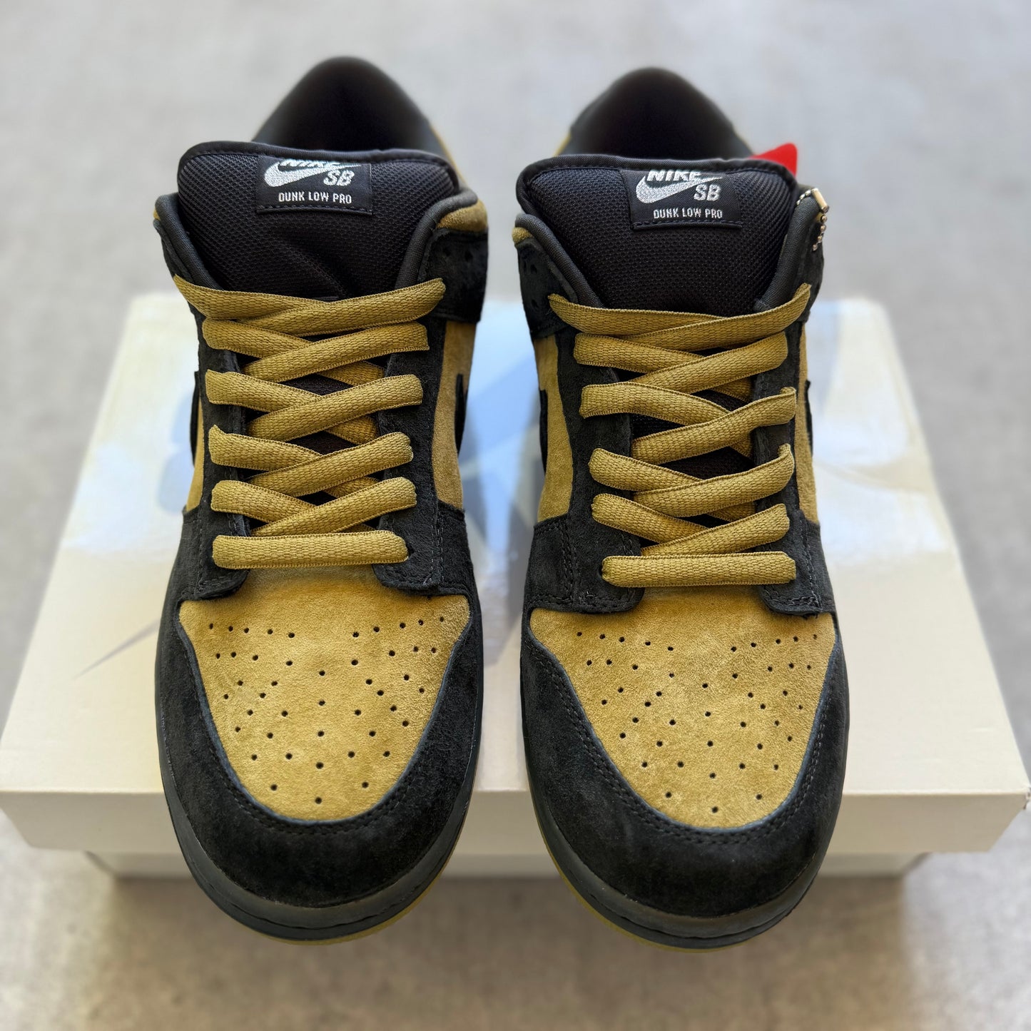 Size 11.5 - 2025 Supreme x Nike Dunk SB Low “94 Camper Green”