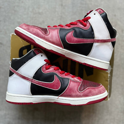 Size 12 - 2007 Nike Dunk SB “Jason Vorhees”