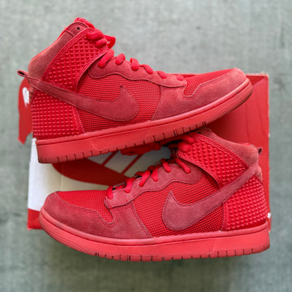 Size 9 - 2015 Nike Dunk High CMFT “Red October”