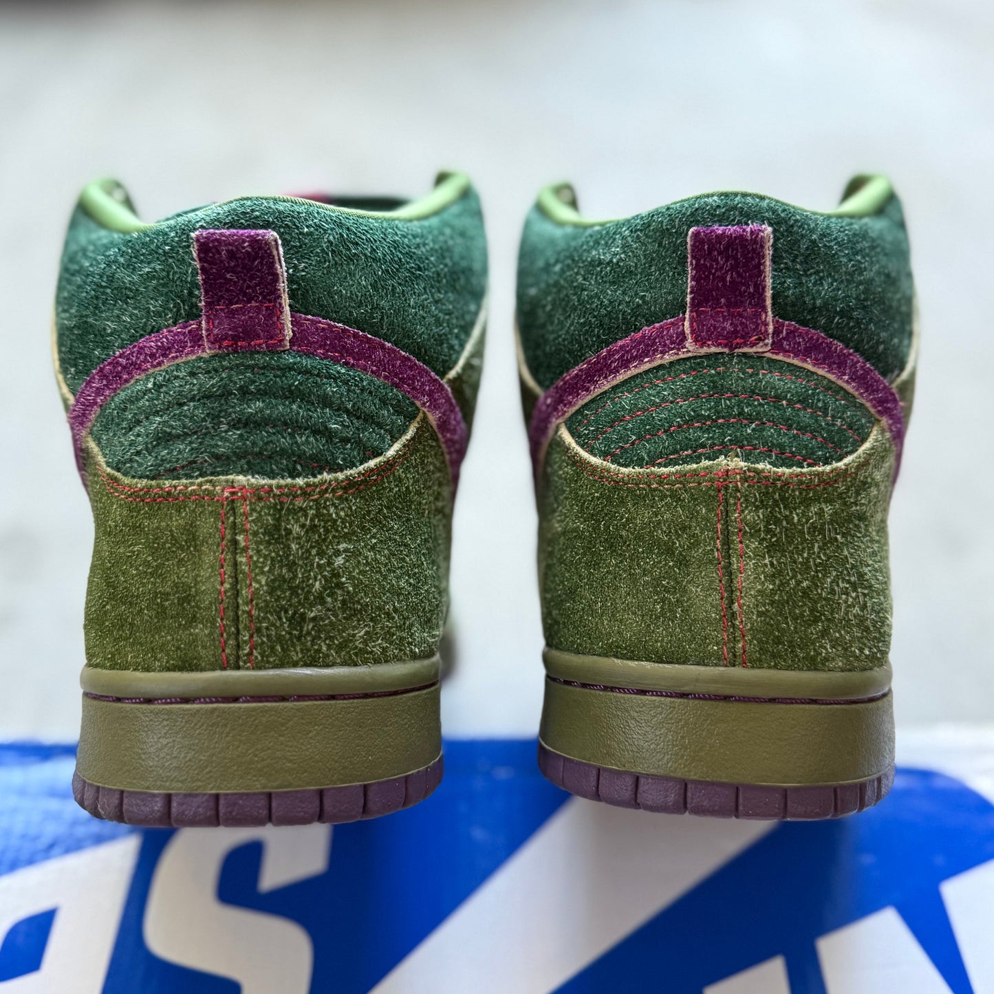 Size 11 - 2010 Nike Dunk SB High “Skunk”