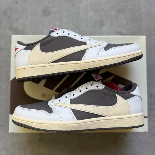 Size 11 - 2022 Travis Scott x Nike Air Jordan 1 Low "Reverse Mocha"