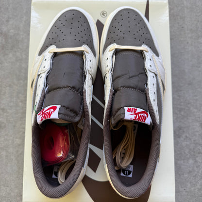 Size 11 - 2022 Travis Scott x Nike Air Jordan 1 Low "Reverse Mocha"