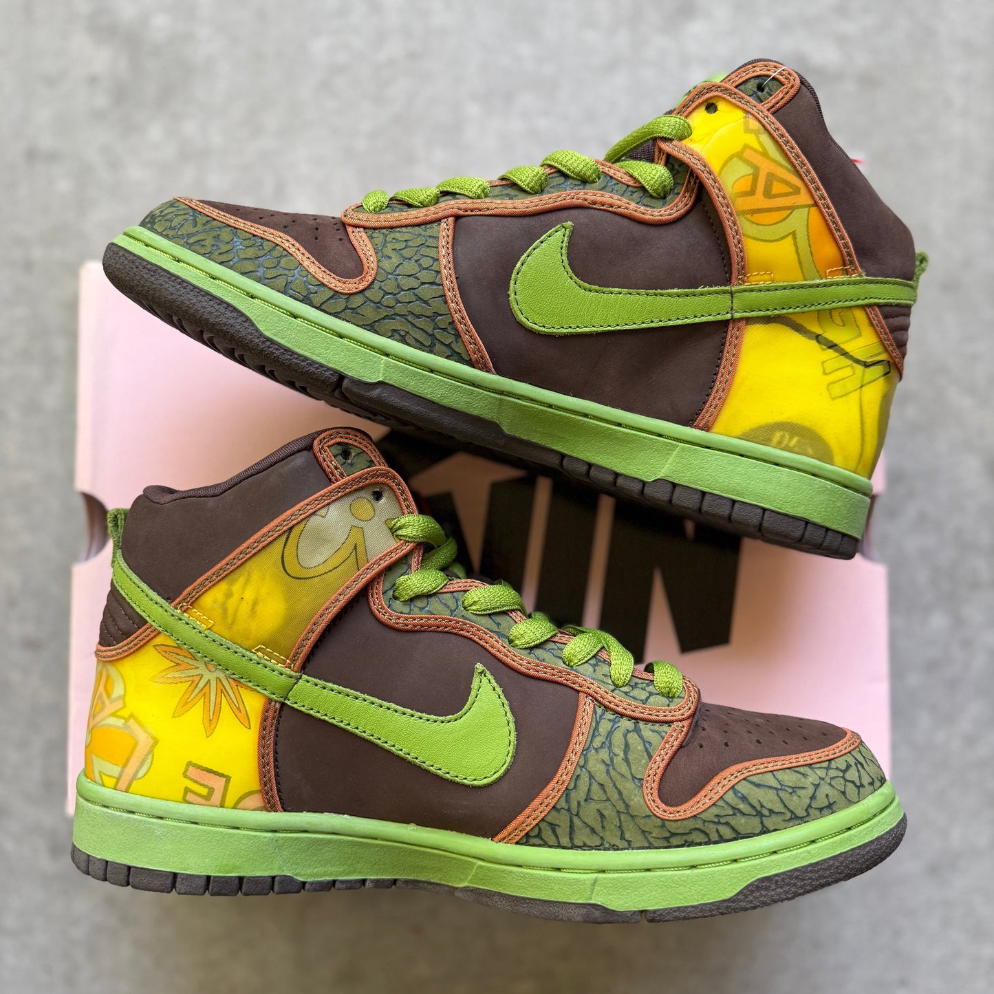Size 9.5 - 2005 Nike Dunk SB High "De La Soul"