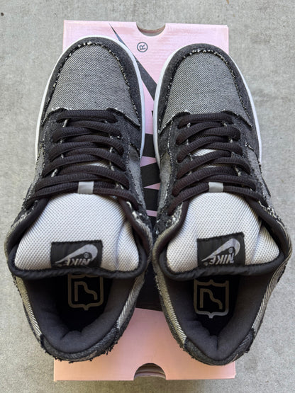 Size 8.5 - 2004 Nike Dunk SB Low "Medicom 2"