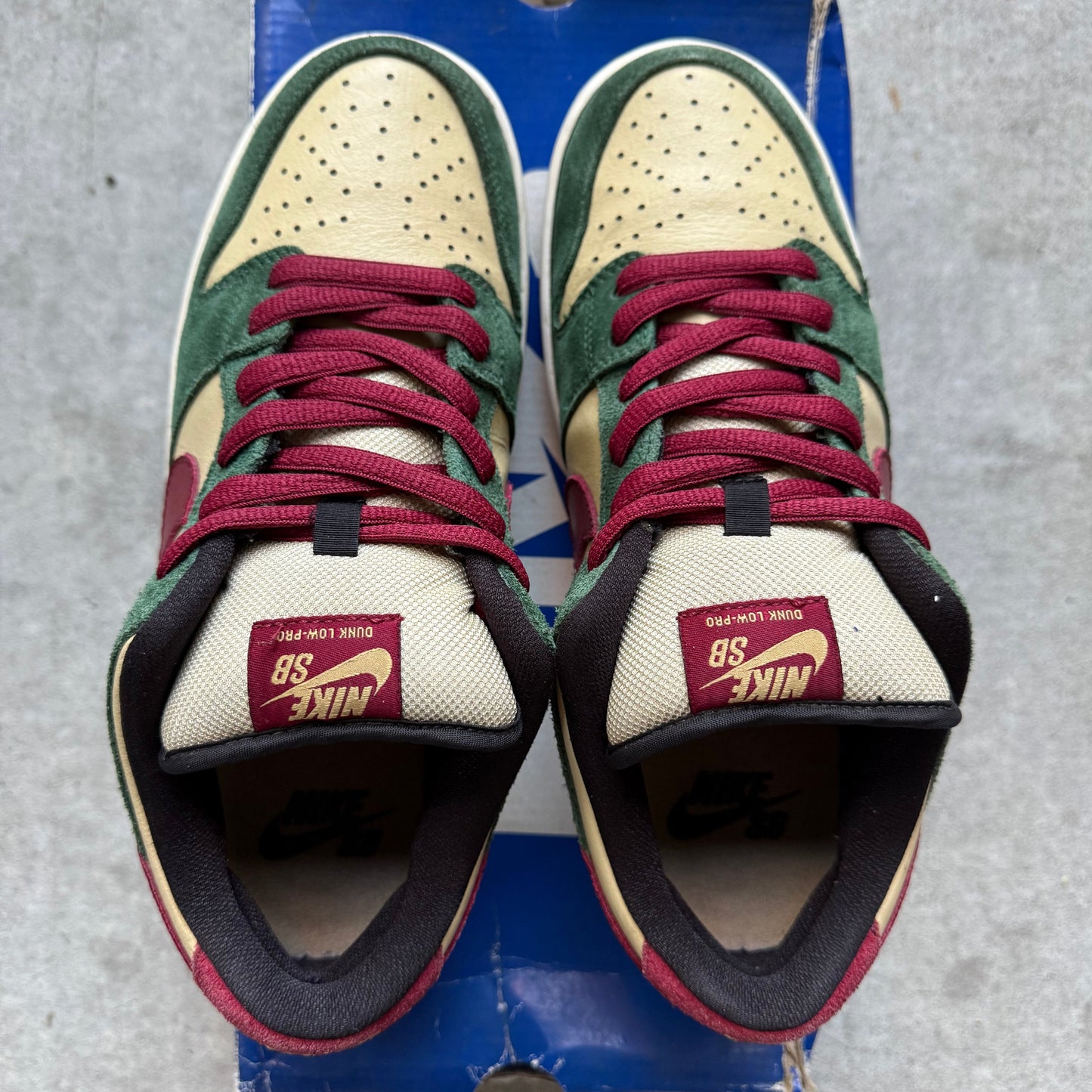 Size 8 - 2011 Nike Dunk SB Low "Vegas Gold"