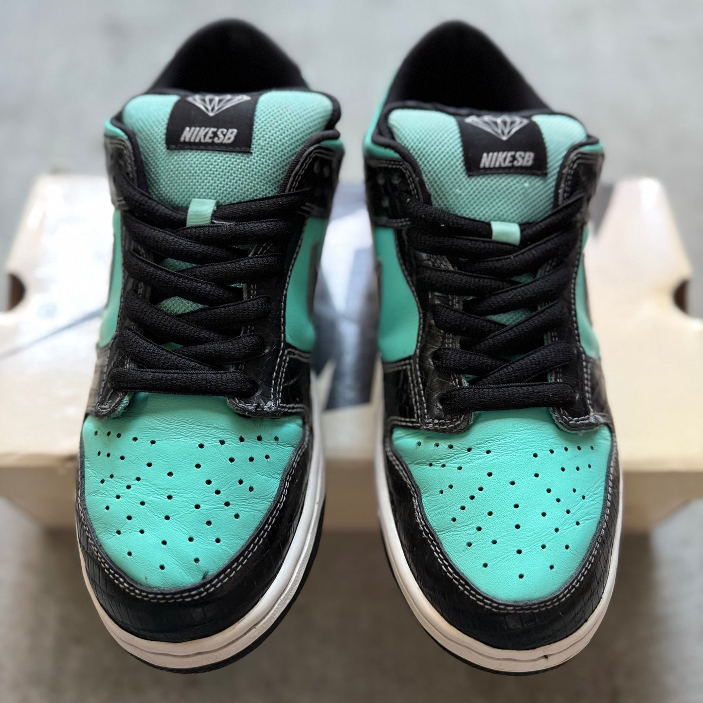 Size 9 - 2005 Diamond Supply Co. x Nike Dunk SB Low "Tiffany"