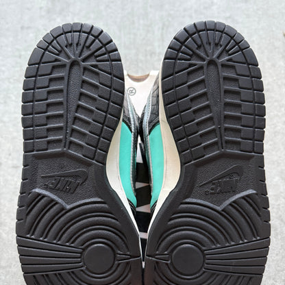 Size 9 - 2005 Diamond Supply Co. x Nike Dunk SB Low "Tiffany"