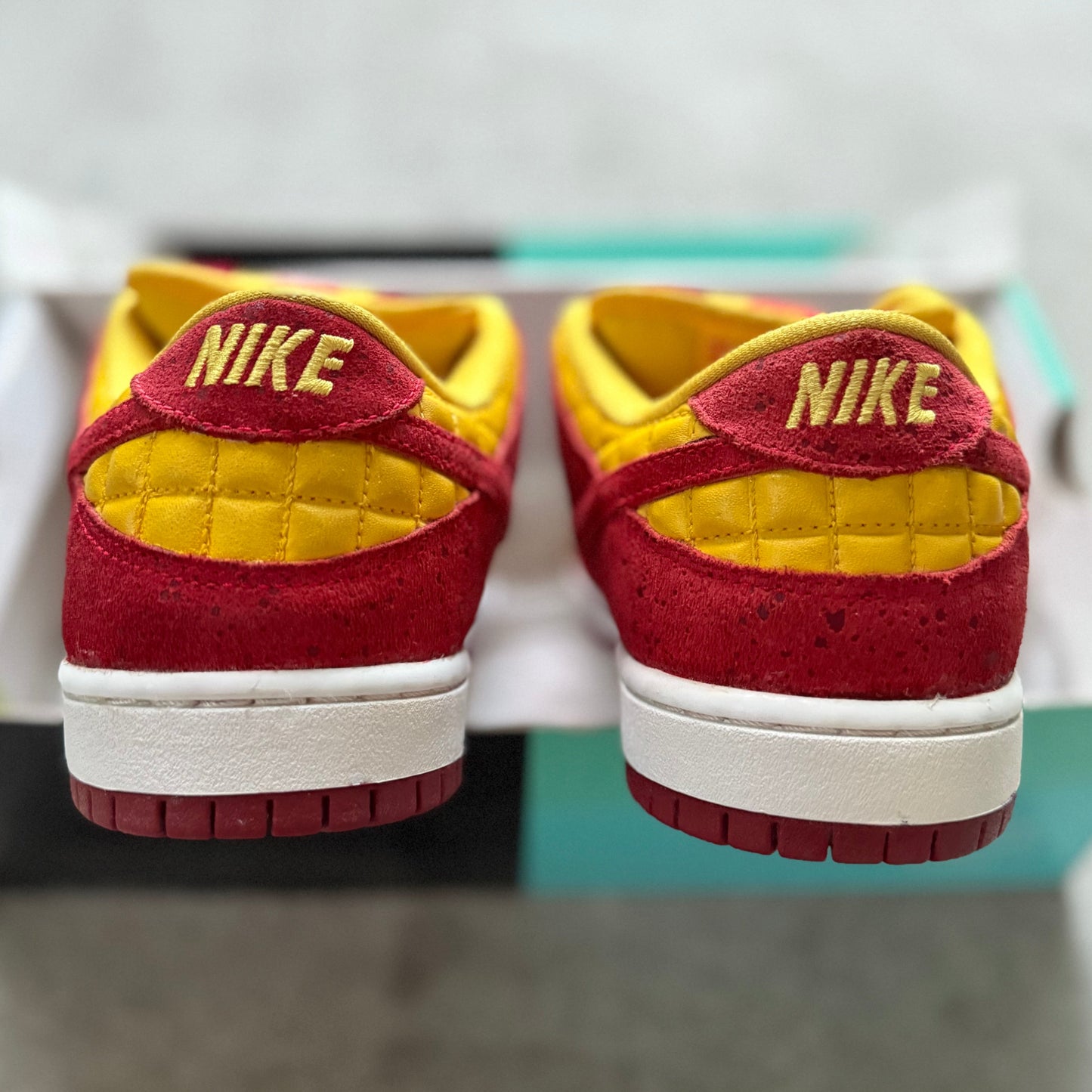 Size 8.5 - 2014 Nike Dunk SB Low "Crawfish"