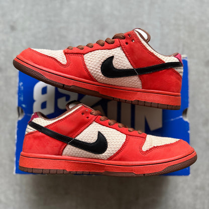 Size 9.5 - 2009 Nike Dunk SB Low "Top Ramen" / "Un-Hemp"