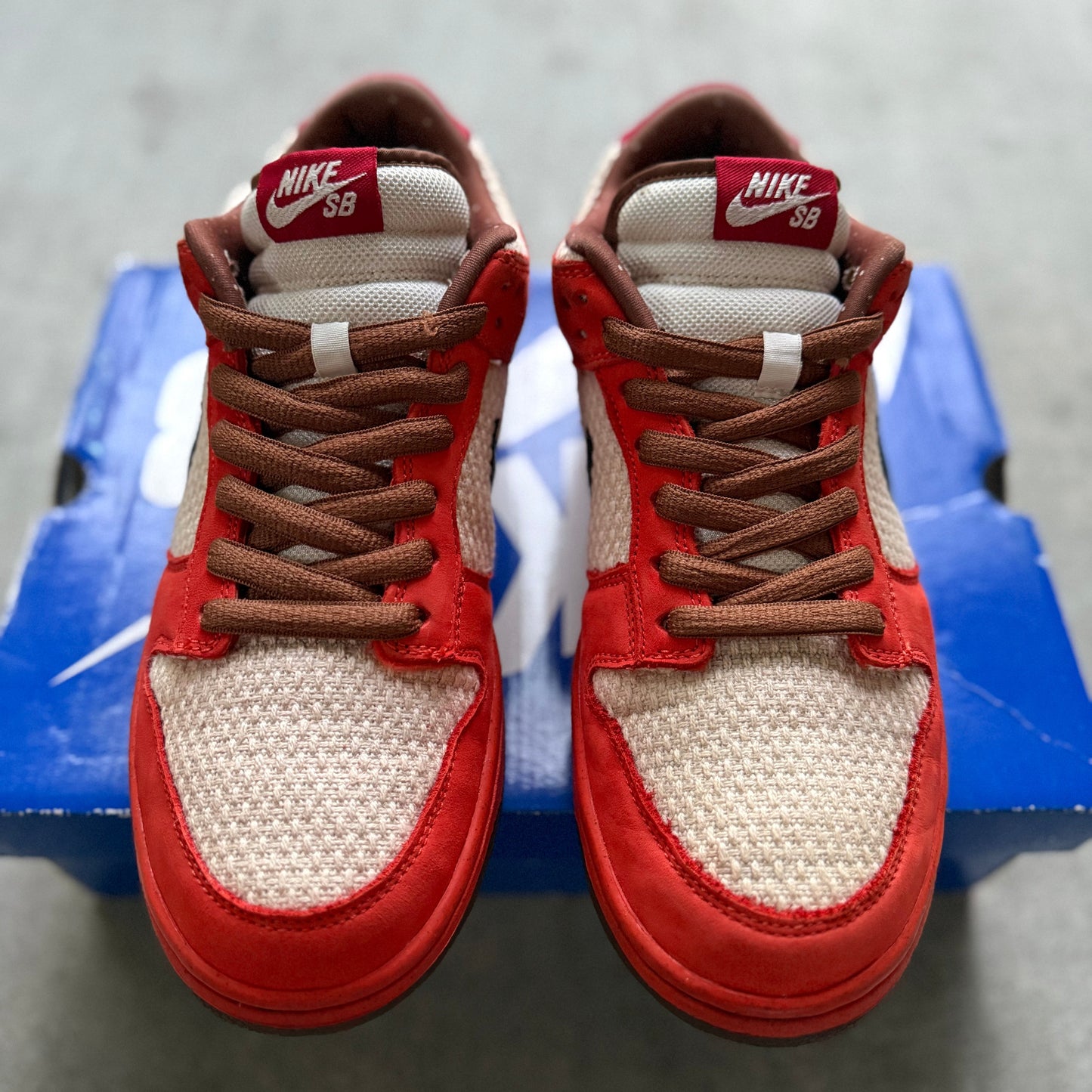 Size 9.5 - 2009 Nike Dunk SB Low "Top Ramen" / "Un-Hemp"