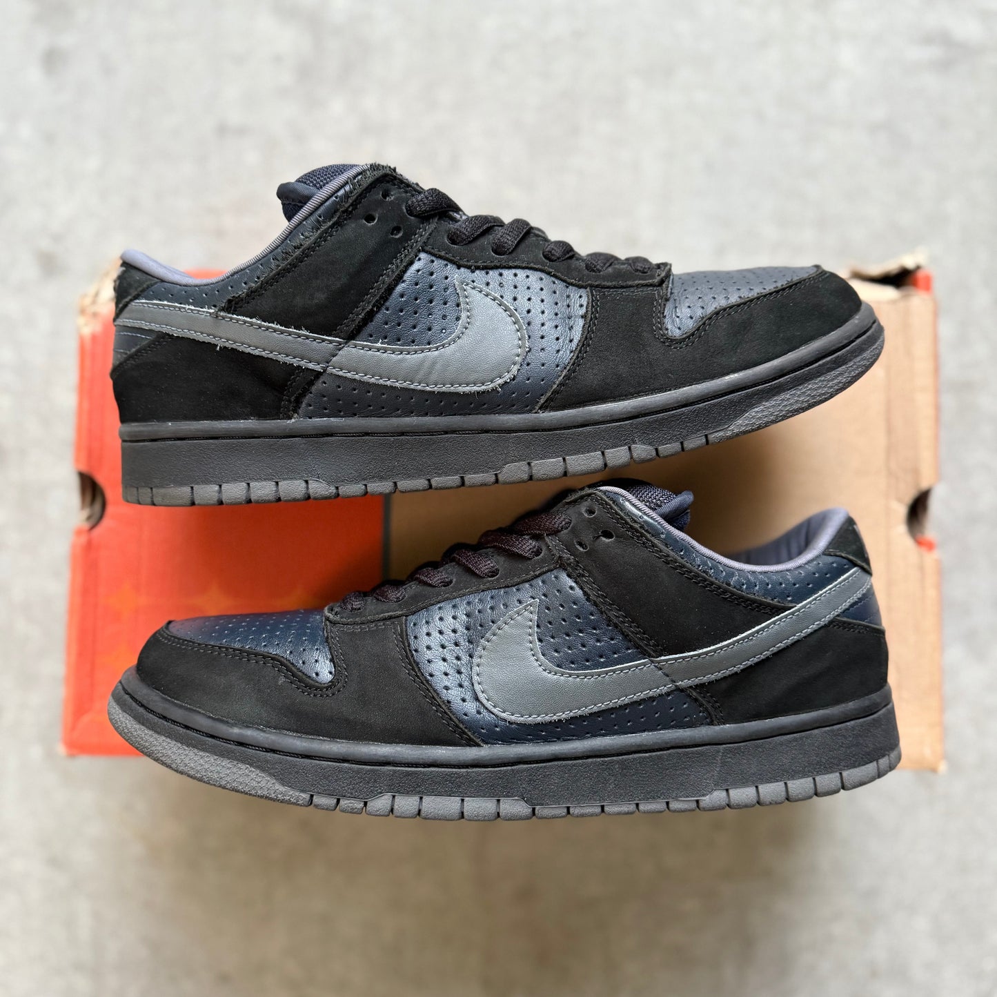 Size 11 - 2002 Nike Dunk SB Low "Gino Iannucci"