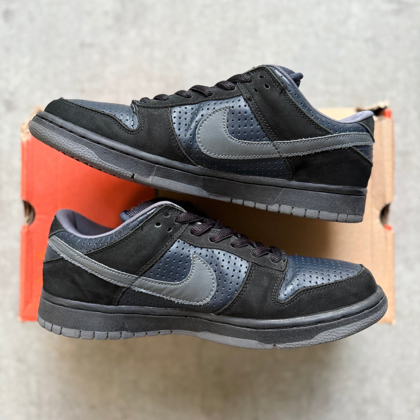 Size 11 - 2002 Nike Dunk SB Low "Gino Iannucci"